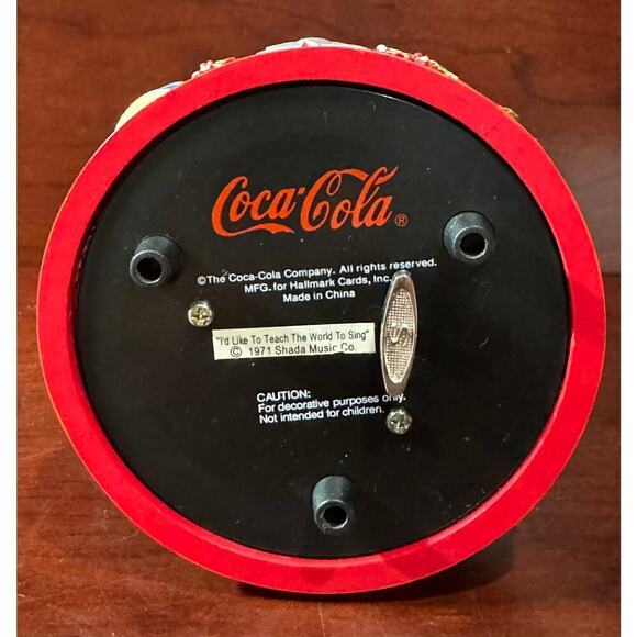 2001 Hallmark Coca-Cola Santa Musical Train Snow Globe W/ Box - Picture 4 of 7